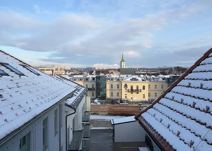 Palace Apartment, Center Of Koszyce
